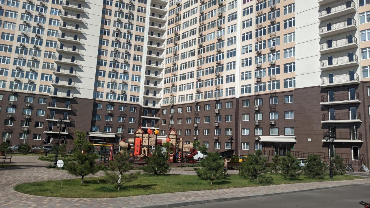Квартира Кадорр Бассейная Apt Odeassa Basseinaya Διαμέρισμα Οδησσός Εξωτερικό φωτογραφία